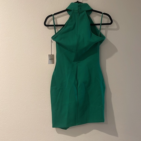 NWT superdown Tegan Wrap Mini Dress in Kelly Green - Picture 11 of 11